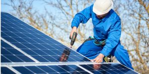 Installation Maintenance Panneaux Solaires Photovoltaïques à Meigne-le-Vicomte